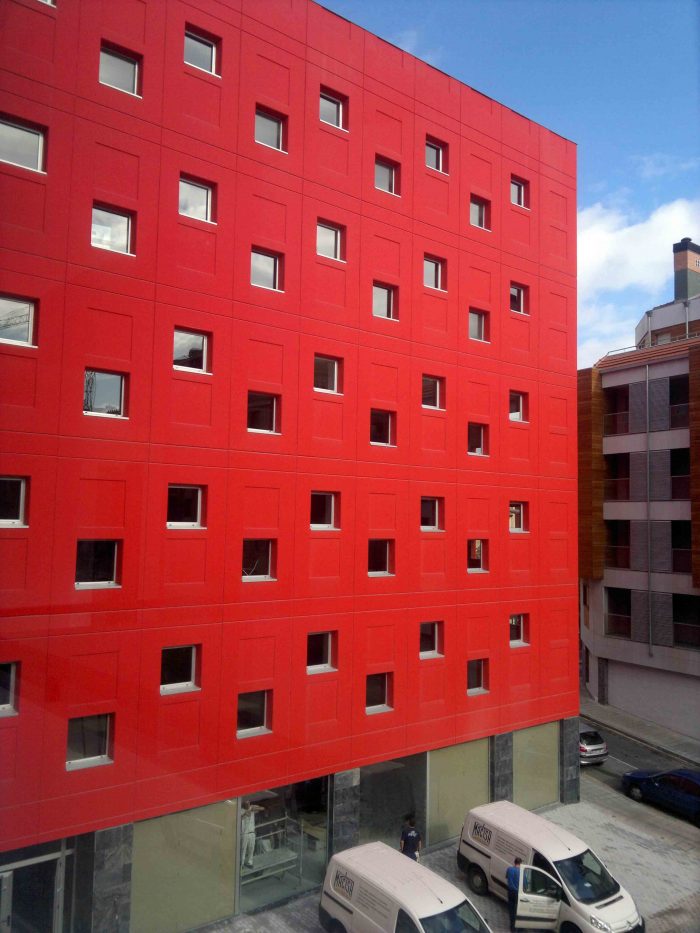 Edificio para «Ikastolen lanbide etxea» en Harrobi Plaza, Bilbao